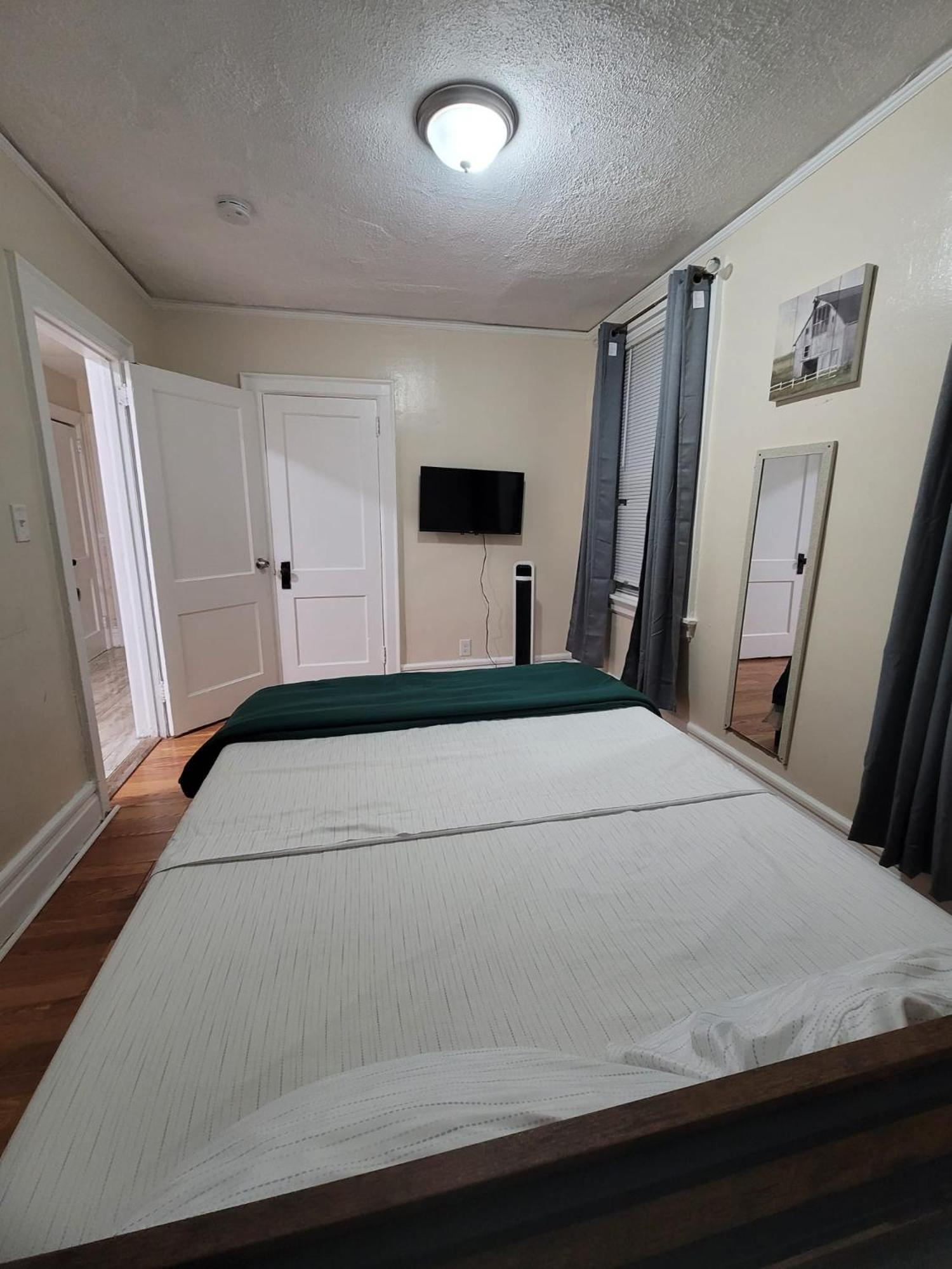 Z & Z Apartment Newark Luaran gambar